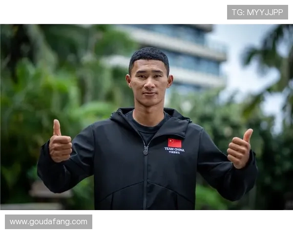 帆船毕焜谈海上训练的钢铁感